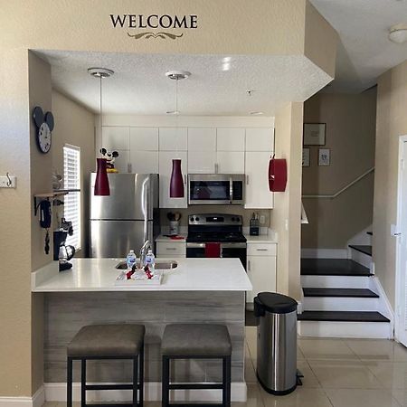 Beautiful Town Home 5 Miles From Disney Entrance Kissimmee Ngoại thất bức ảnh